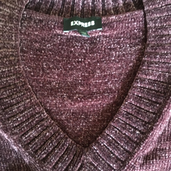 Express Sweater - Picture 2 of 3